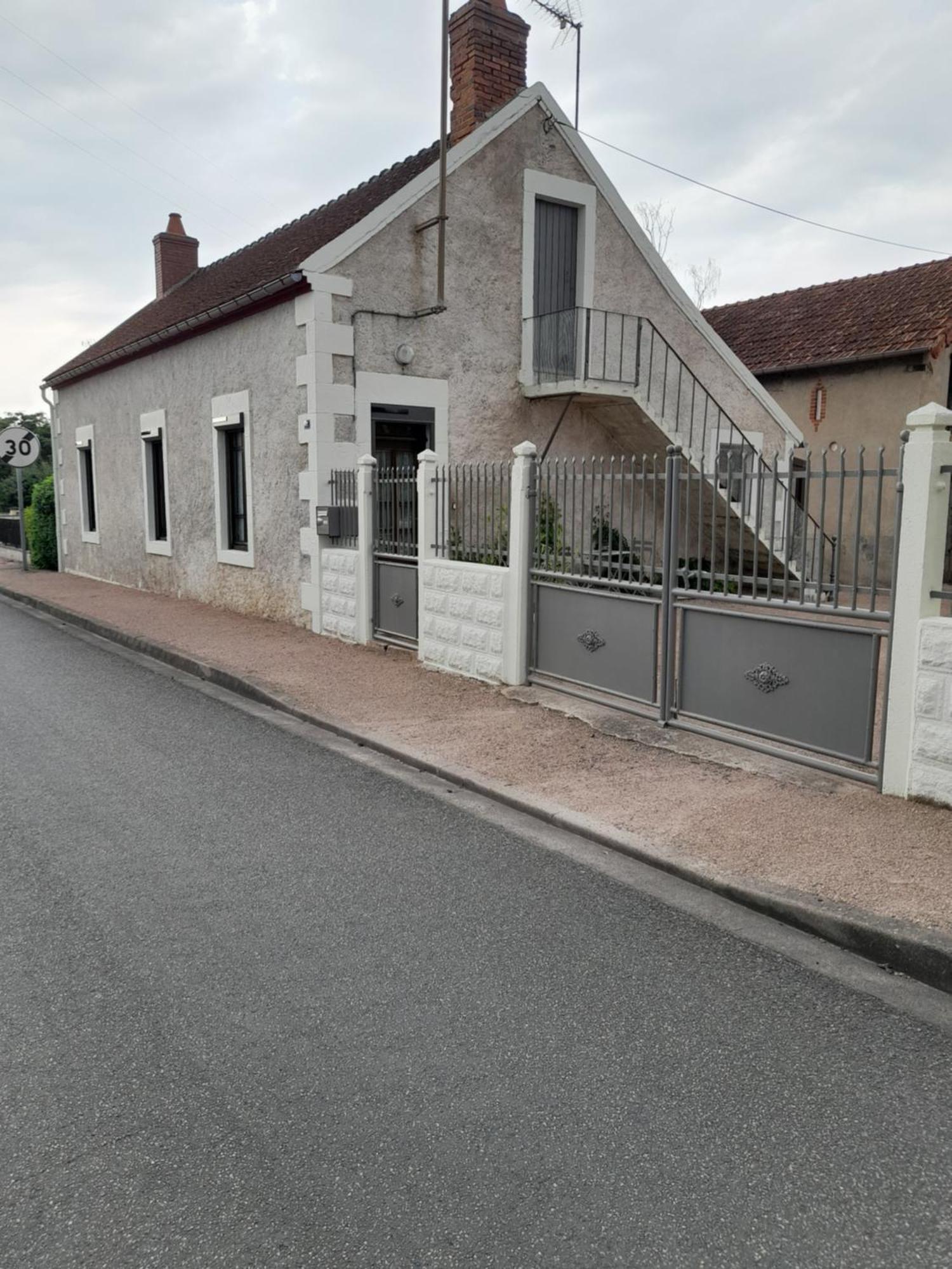 Maison Proche Le Pal 4Kms Thiel-sur-Acolin Esterno foto